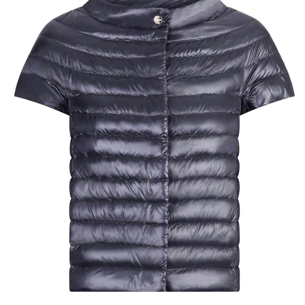 Hero Capes Margherita Navy cap sleeve puffer jacket